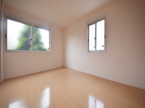 サニーヒルズ東豊田の物件内観写真